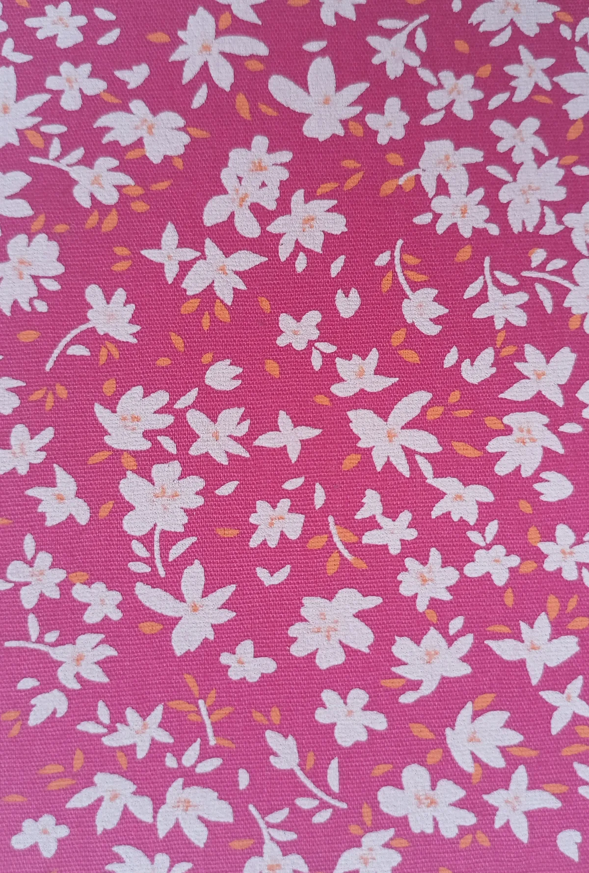 Pink - Flor branca